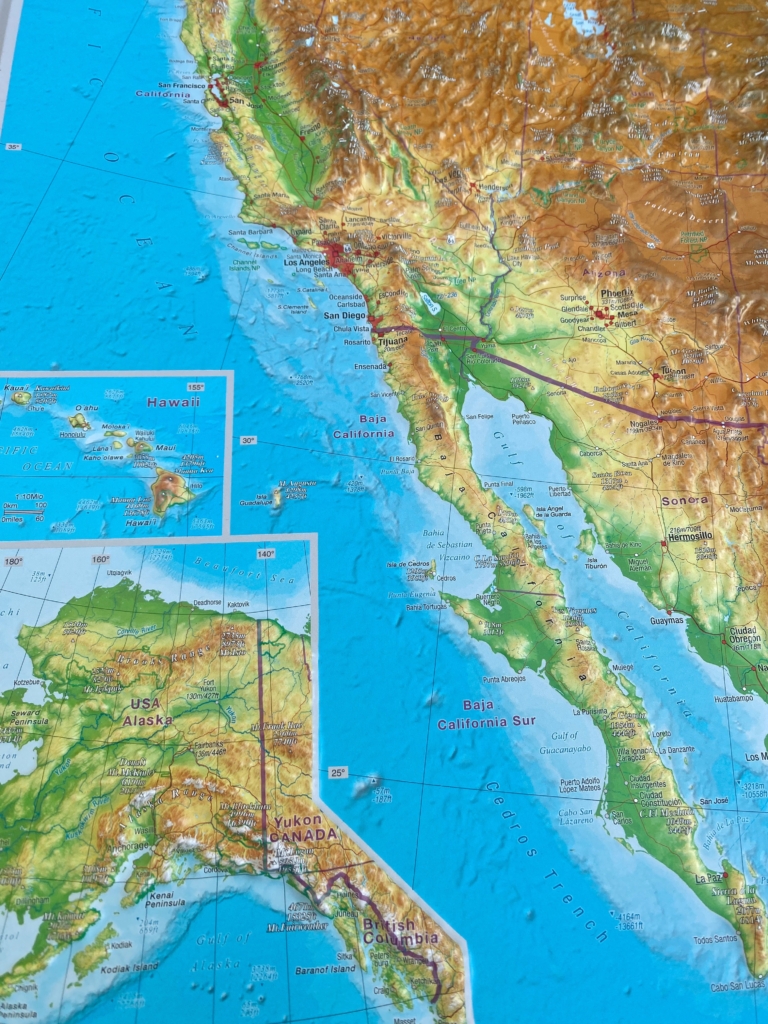 3D Relief Wall Map of the USA (in English) - Selas Mapping Services